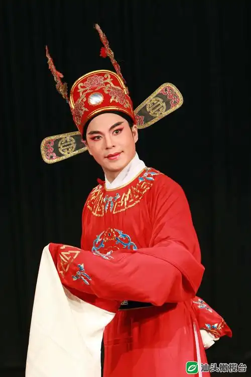 处(汕头市金平区潮州路6号)填写《潮剧大观园·周五有戏赠票登记表》