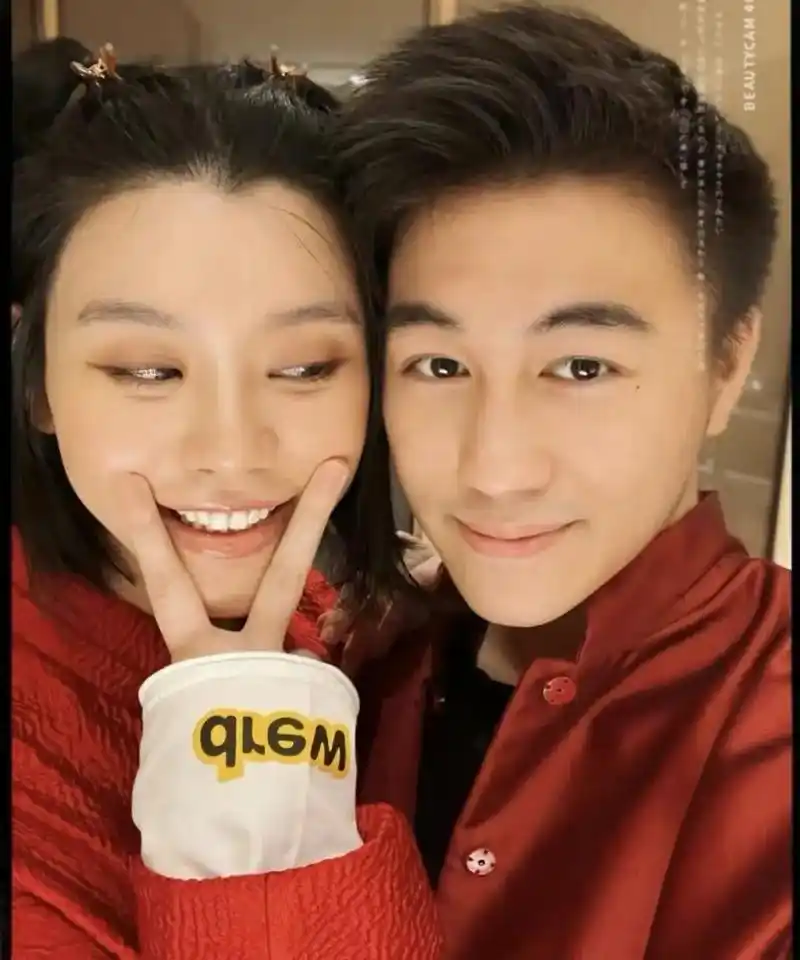 何猷君奚梦瑶合体综艺.