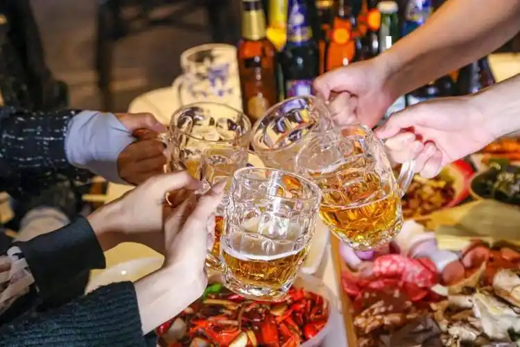 9元开抢!雪花啤酒硬核狂欢节燃爆来袭,邀你fun肆畅饮一整夏!