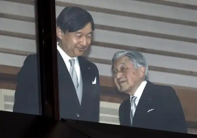 原创明仁天皇退位生物学爱好者从未参拜靖国神社苦差事终于结束了