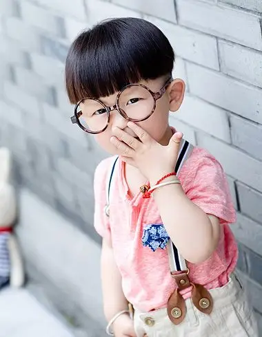 发型热点 > 儿童发型设计图片 >  小男孩发型当然是怎么萌怎么来,3岁