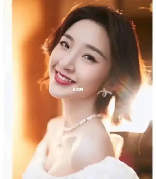 书名:《夫人她天天都想离婚》主角名:白欣然,沈苍请到→公→众→号