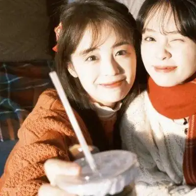 喜庆适合春节时换的女头闺蜜头像