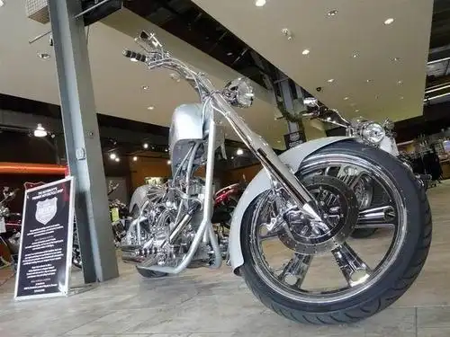 凯迪拉克混合动力摩托车惊艳亮相