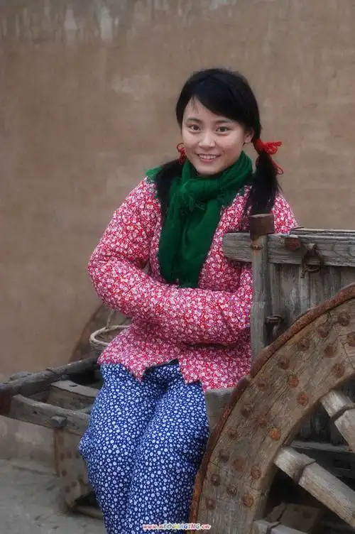 村姑--当年的花棉袄