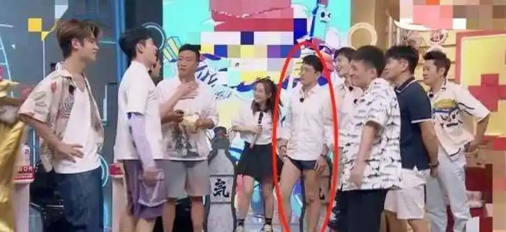 原创霸道总裁王耀庆参加综艺前后反差太大穿短裤被批不得体