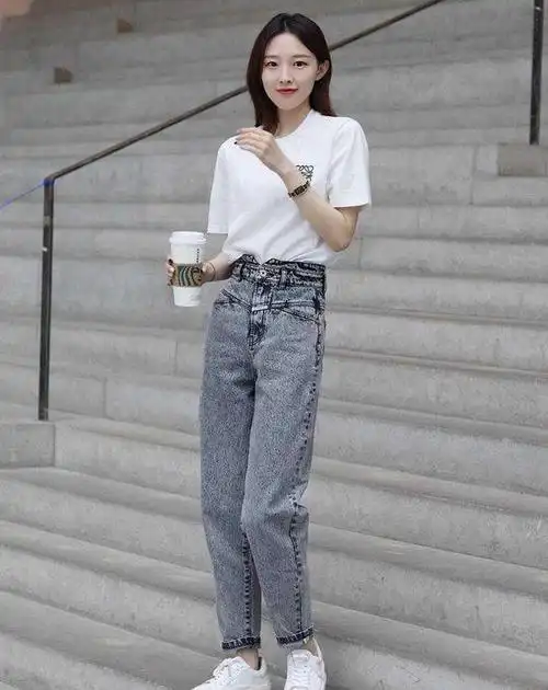 t恤不管搭裤子,裙子,记住这"四不要",容易土气显廉价
