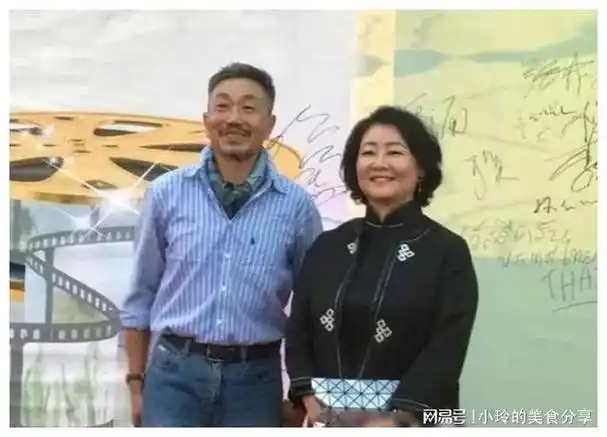 演员杜源:和妻子从青梅竹马到白头偕老,如今女儿成了他的骄傲