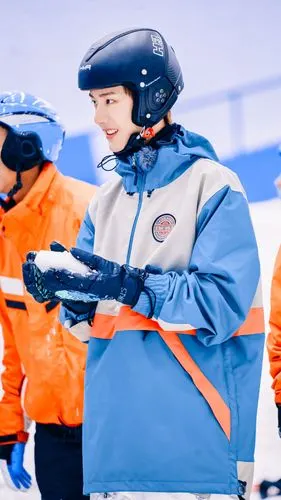 王一博极限青春滑雪