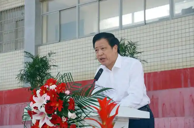 舒城中学隆重举行2023届高三毕业典礼