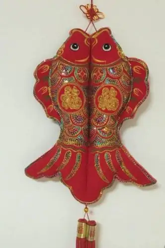 生活中的对称美--人民路学校三(3)班 贾胜岩