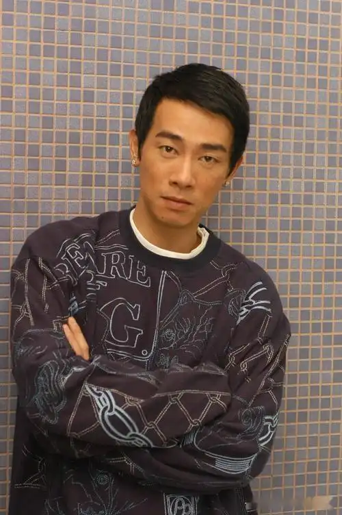 一组陈小春的经典老照片曝光山鸡形象深入人心你喜欢他吗