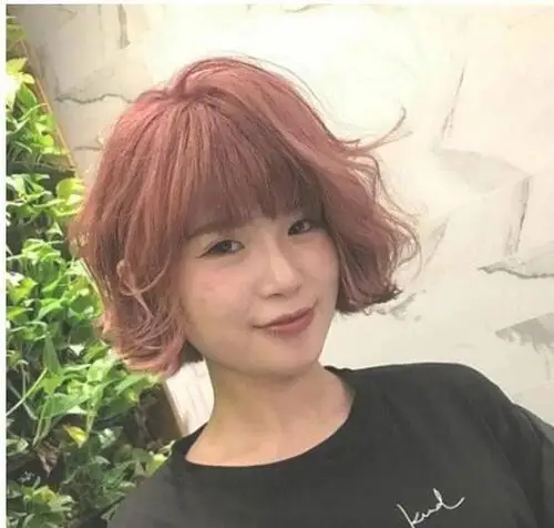 2018短发最新发型女"外翻发型图片"!