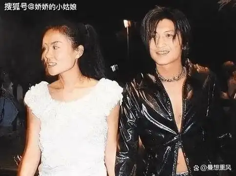 尽管分手多年,王菲一直没有洗掉这个纹身,而谢霆锋更是表示永远不会