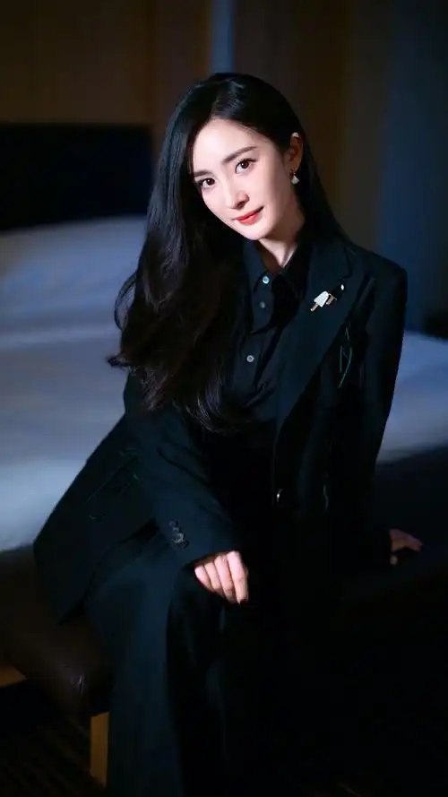 杨幂西服优雅性感高清手机壁纸