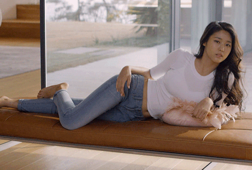 搞笑内涵这一脚把友谊的小船踢沉了