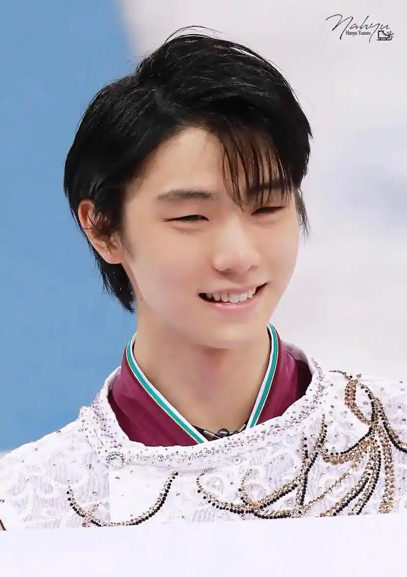 羽生结弦 #神仙壁纸 #你是凭实力刷到的 #可帅可甜 #气 - 抖音