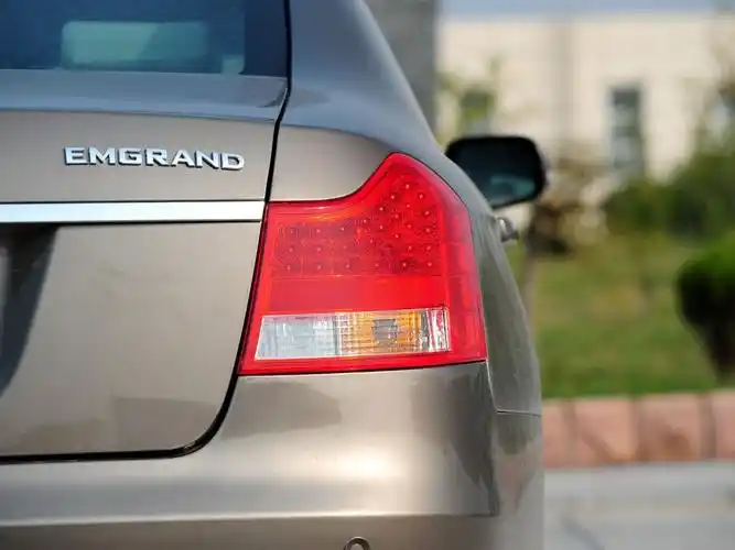 吉利汽车 吉利ec8 2013款 2.4l 自动行政型