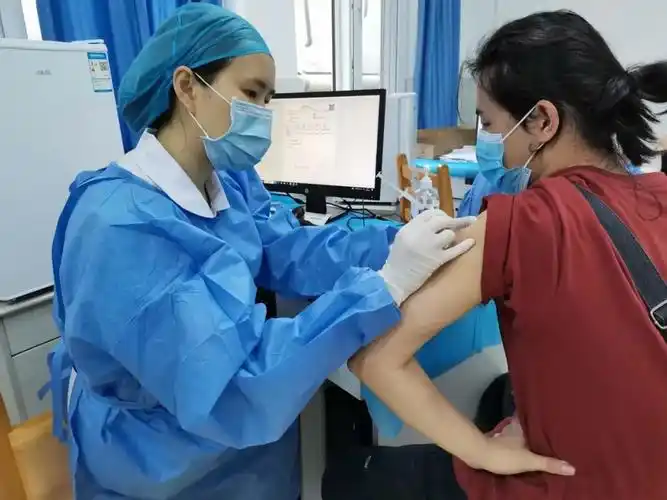 西南石大人一起打疫苗