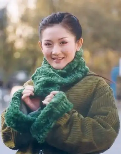 谢娜罕见童年照完整大曝光 楚楚动人漂亮可爱