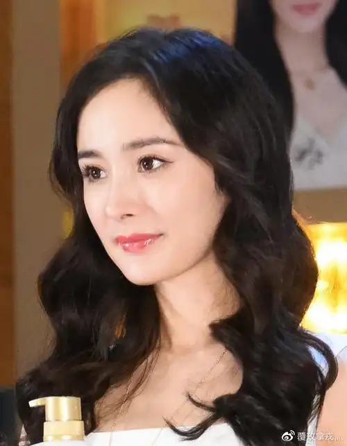 哪个女明星的眼睛最漂亮 请选出眼睛漂亮的中国十大美女明星