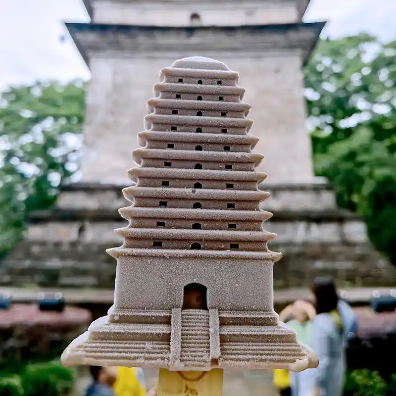 乐山大佛●宝塔雪糕