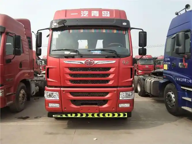 出售二手解放悍v牵引车350马力双驱轻体国四排放