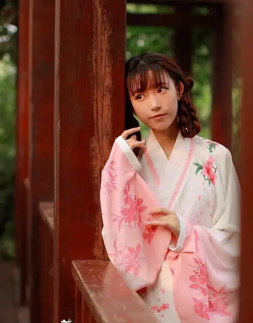 小起,半藏森林 ,汉元素