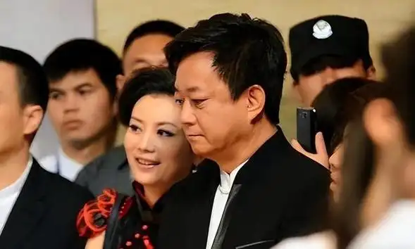 央视一哥朱军被停职4年重回央视后却转居幕后这是为什么