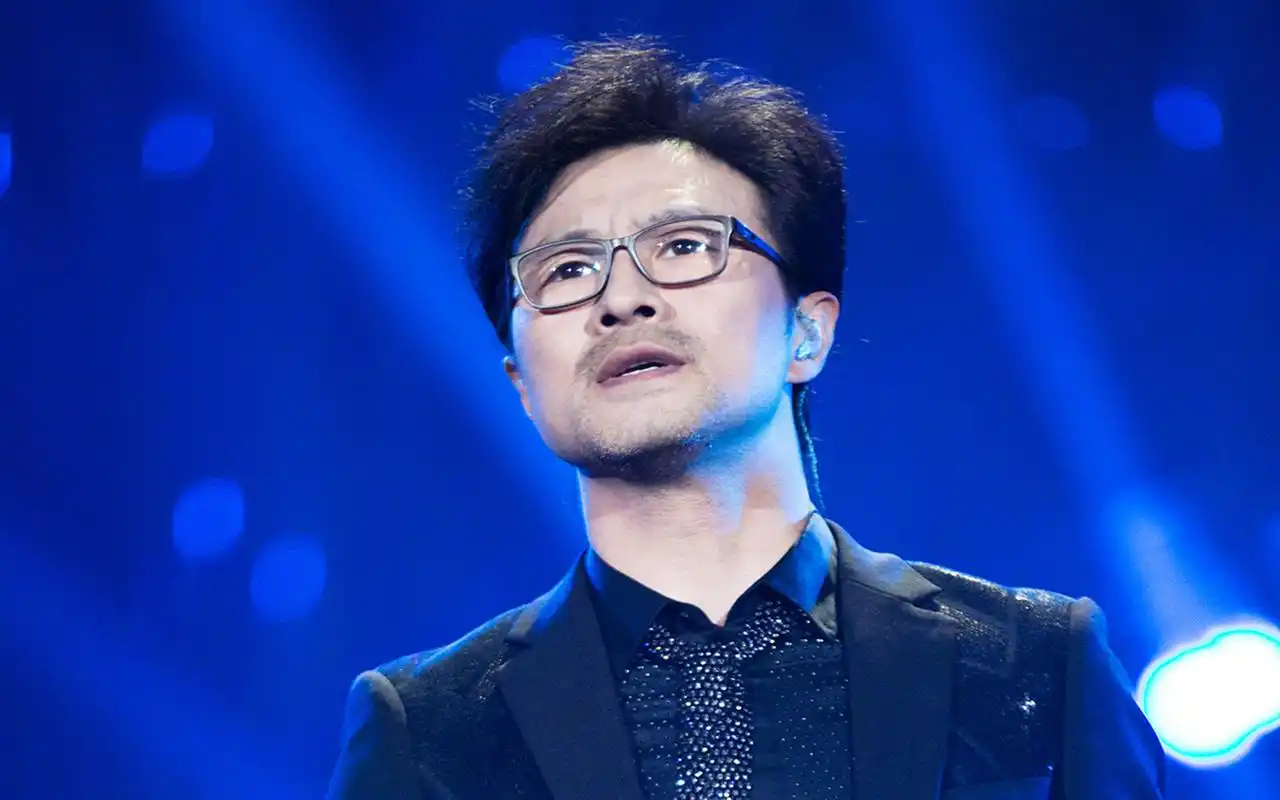 汪峰《歌手》第二季高清图片桌面壁纸