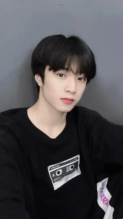 刘耀文 cr moonerato - 堆糖,美图壁纸兴趣社区