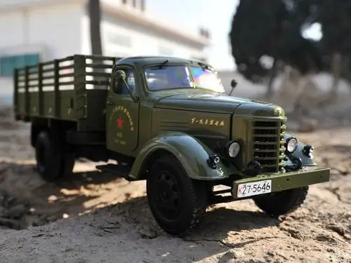 童年的记忆实拍解放ca10b军用高栏卡车124