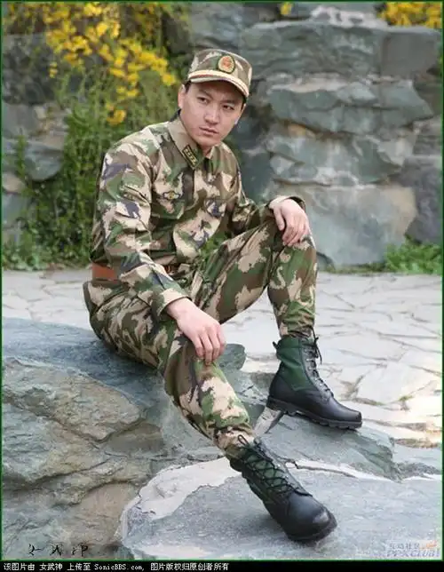 武装警察07新式军装(续)