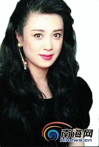 演艺界老牌明星妲己傅艺伟海口首次献唱