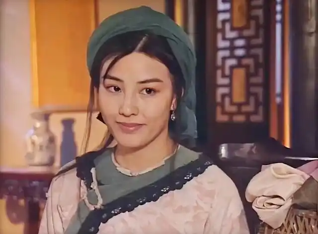 阴月太后朱晏居然整容了?不得不说网红审美真害人!