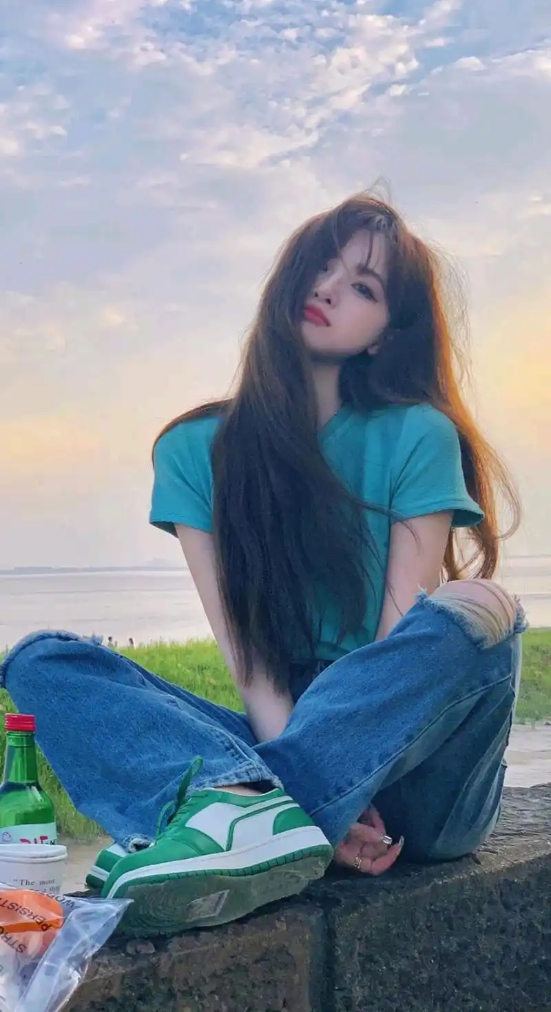 清纯唯美女孩图集,超好看的背景,壁纸图