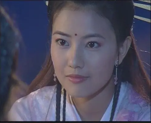 说实话.周海媚和高圆圆的周芷若,哪个版本更美一点