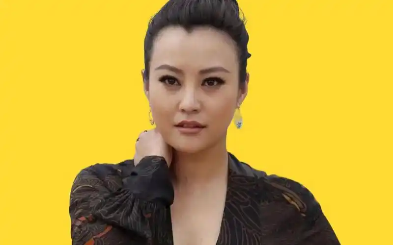 郝蕾的一句话,暴露了好男人邓超的真实面目,难怪要经常探孙俪的班