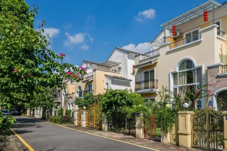 目的地 从化·东方夏湾拿 > 从化夏湾拿·中式风4房温泉别墅(房屋编号