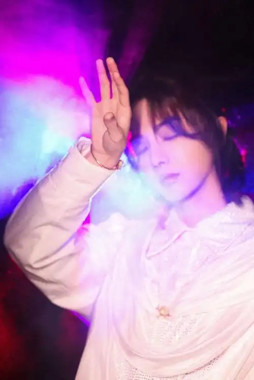 华晨宇舞台浪漫严选##微博之夜