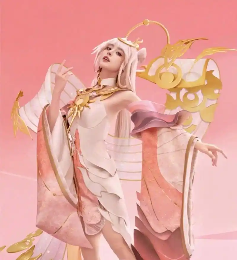 古力娜扎cos的粉衣貂蝉真是太惊艳了!