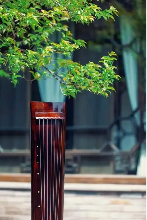 先河古琴-冬季来临,需要重视起古琴的保养