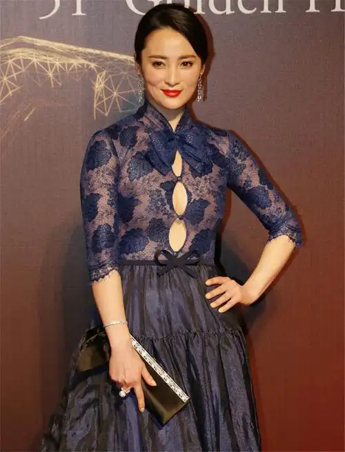 蒋勤勤近照 太漂亮 网友:换一个妆就是换一个人了