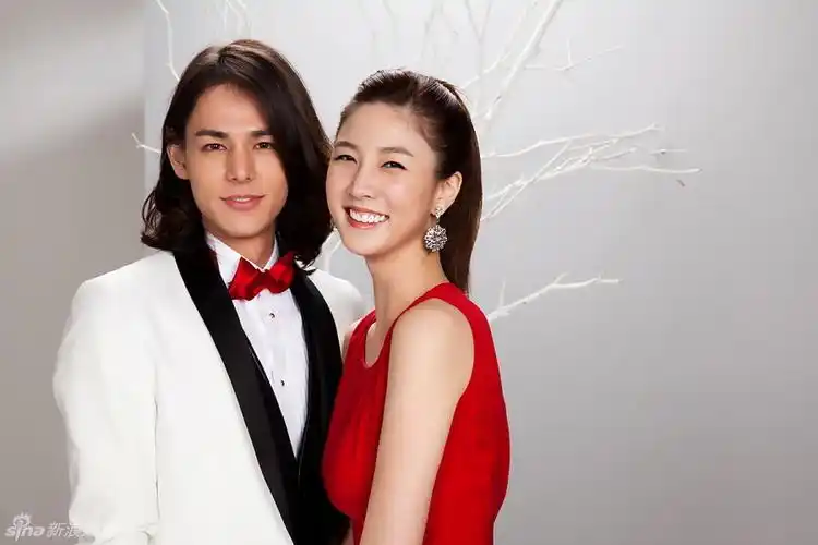 p>李秀景(         ),1982年3月13日出生于韩国,演员,毕业于 a