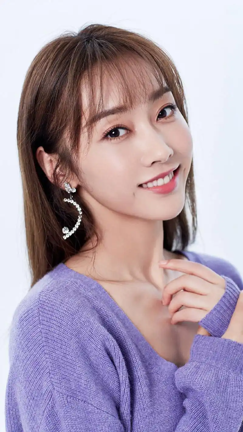 宣璐甜美灵动写真手机壁纸_明星_手机壁纸下载_美桌网