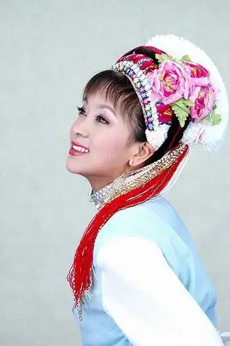 李建英(声乐教授) 简历 - 名人简历