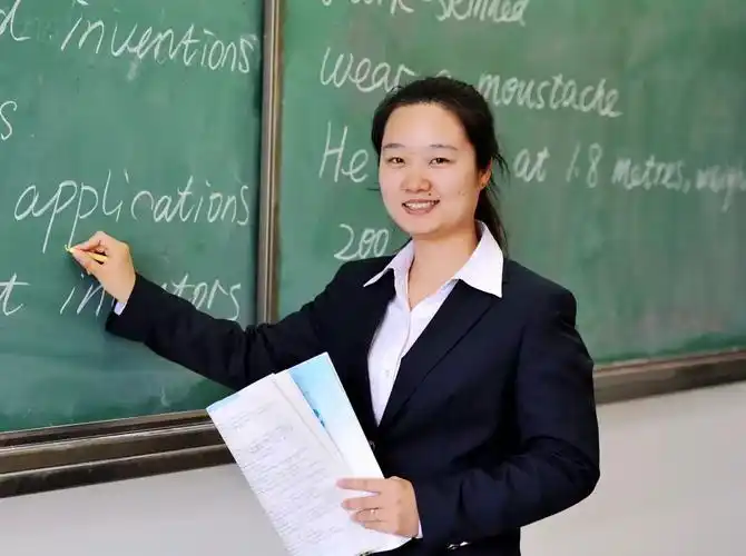 教书育人楷模61秀秀我的老班张英伟老师