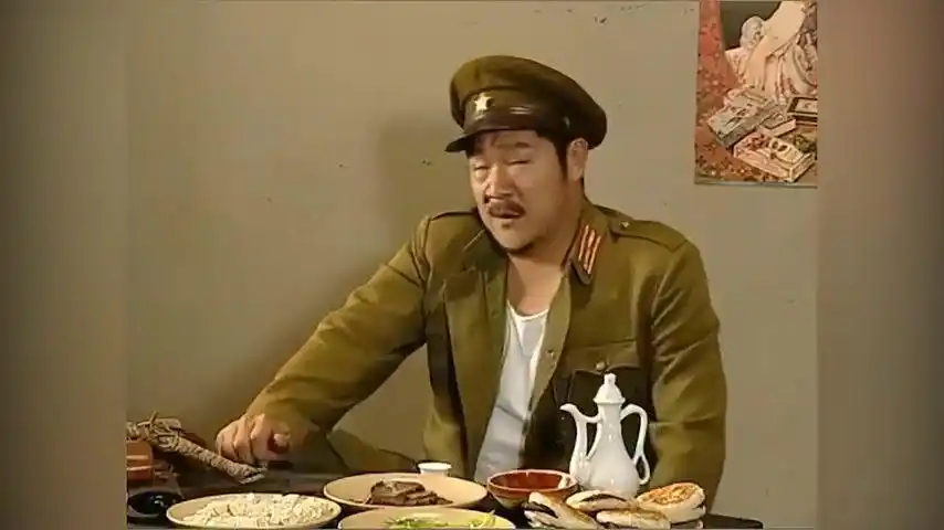 地下交通站8贾贵被黄金标欺负找他算账却害怕地滚出了雅间