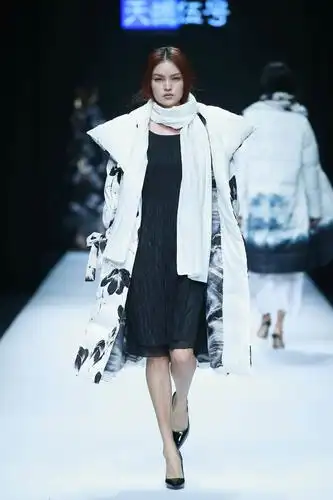 "艺江南"常熟服装设计师2018秋冬联合秀发布会