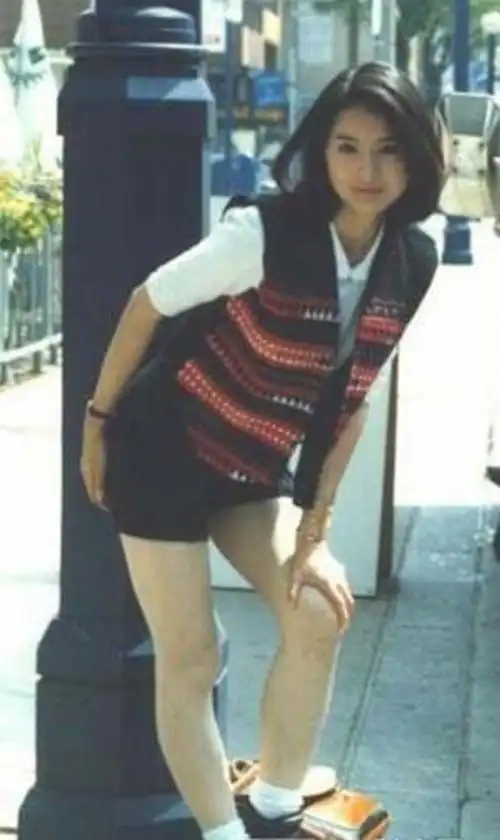 李赛凤年轻时候的美远胜现在的花旦喜欢她吗